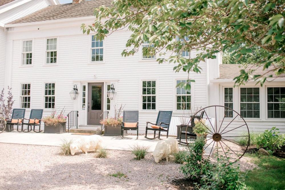 Shelter Harbor Inn Westerly Buitenkant foto